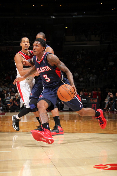 围绕这一主 围绕这一主